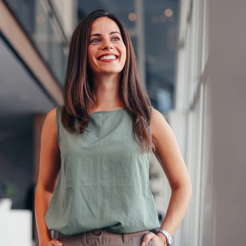 Σε ποια ηλικία σταματάμε να είμαστε ευτυχισμένοι σύμφωνα με την επιστήμη