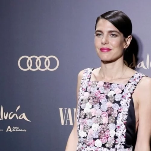 Βιβλίο της Σαρλότ Κασιράγκι με "φιλοσοφικές και λογοτεχνικές αναζητήσεις"