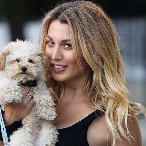 Κωνσταντίνα Σπυροπούλου | Αυτά είναι τα δύο πολυτελή αρώματα που φοράει κάθε μέρα