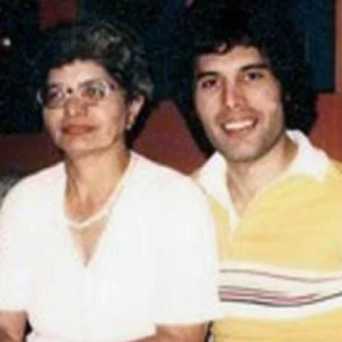 "Θέλω να κρατήσω τη μνήμη του ζωντανή"| Ένα σπάνιο βίντεο της μητέρας του Freddie Mercury