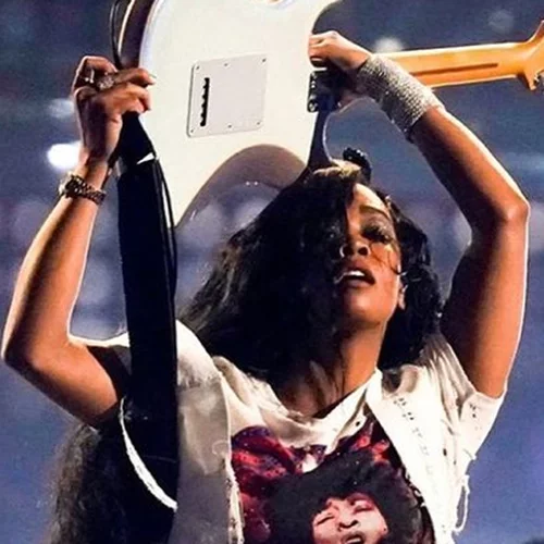 Η H.E.R. χαρακτήρισε "εμπειρία που αλλάζει τη ζωή" τη συνεργασία της με τους Barack και Michelle Obama