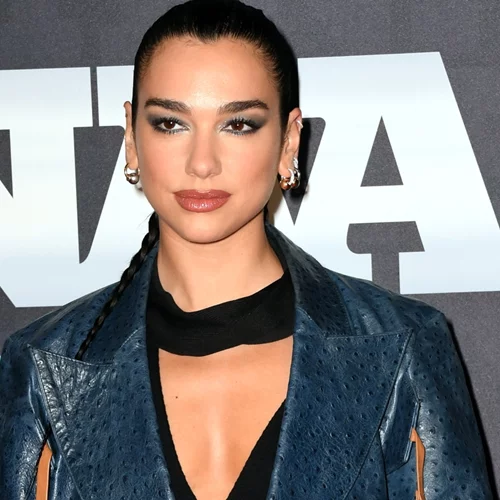 Το απροσδόκητο fashion brand με το οποίο έχουν αποκτήσει εμμονή τα style icons