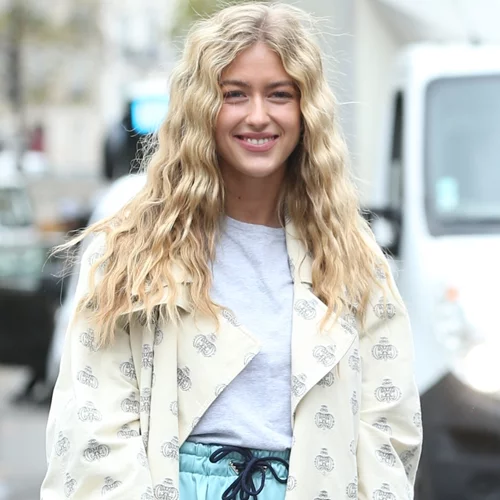 10 σύγχρονοι και κομψοί στιλιστικοί συνδυασμοί που αξίζει να δοκιμάσεις το 2023