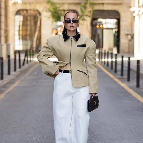 Peach Perfect | Αυτό το δροσερό mist σώματος και μαλλιών έχει νότες ροδάκινου και κοστίζει μόλις 30 ευρώ