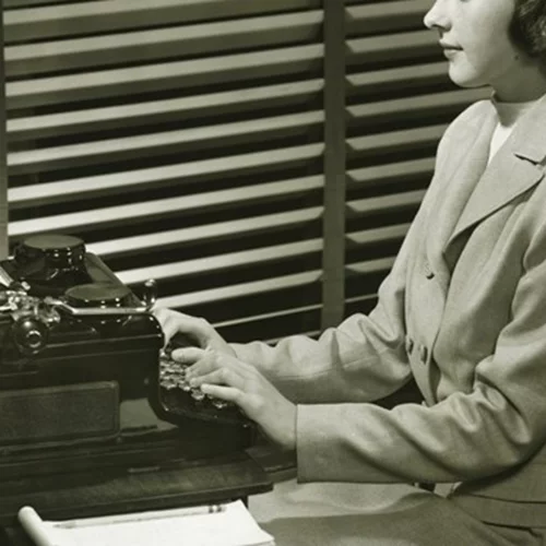 Αυτήν την Παρασκευή, 4 Νοεμβρίου, από τις 9:10, οι γυναίκες "εργάζονται δωρεάν" μέχρι το τέλος του χρόνου