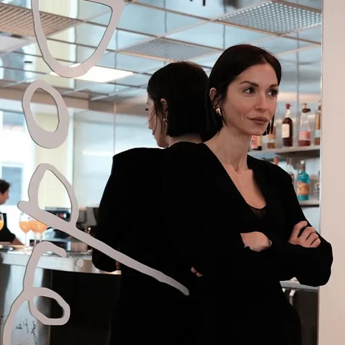 Σοφία Καρβέλα | "Πάρε τα παιδιά σου στη δουλειά"