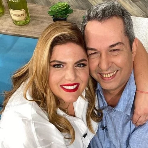 Δανάη Μπάρκα για Χρήστο Χατζηπαναγιώτη |  ''Τα μάτια μου τρέχουν ποτάμι"