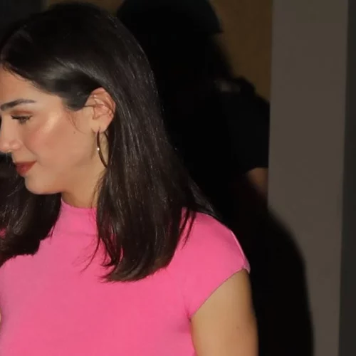 Στην κουζίνα του πατρικού της σπιτιού η Μελίνα Νικολαΐδη | Έψησε cookies