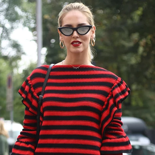 Πέντε casual σύνολα με μικρές δόσεις glam που μπορείς να φορέσεις στο χριστουγεννιάτικο brunch