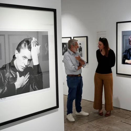 David Bowie: Έκθεση στη Βαρκελώνη τιμά τον διάσημο καλλιτέχνη μέσα από φωτογραφίες του Masayoshi Sukita