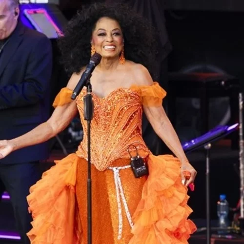 Η Νταϊάνα Ρος κάνει ντεμπούτο σε νέο Billboard Chart για πρώτη φορά στην καριέρα της