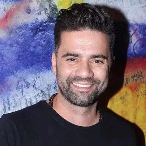 Θοδωρής Μαραντίνης | Η σπάνια εικόνα από το cozy διαμέρισμά του