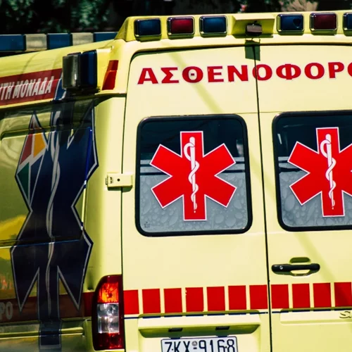 Θρίλερ στη Φολέγανδρο | 26χρονη βρέθηκε νεκρή με τα ρούχα της στη θάλασσα - Αγνοείται ο φίλος της