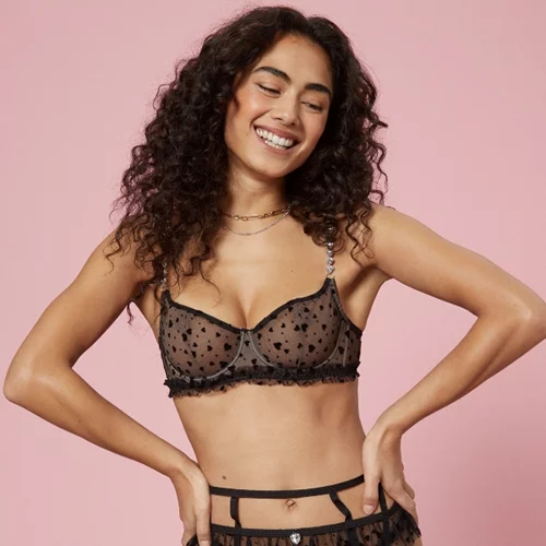 Valentine's Day | Η συλλογή της Tezenis είναι ιδανική για την πιο ρομαντική μέρα του χρόνου