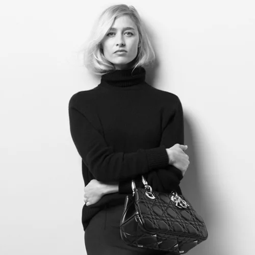 Lady 95.22 | Η Beatrice Borromeo πρωταγωνιστεί στη νέα καμπάνια του οίκου Dior