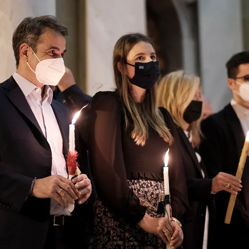 Κυριάκος Μητσοτάκης | Με την οικογένειά του το βράδυ της Ανάστασης