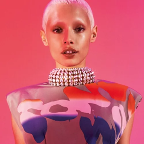 Οι fashionistas αποφάσισαν | Αυτό είναι το πιο ιδιαίτερο φόρεμα από τη νέα H&M συλλογή