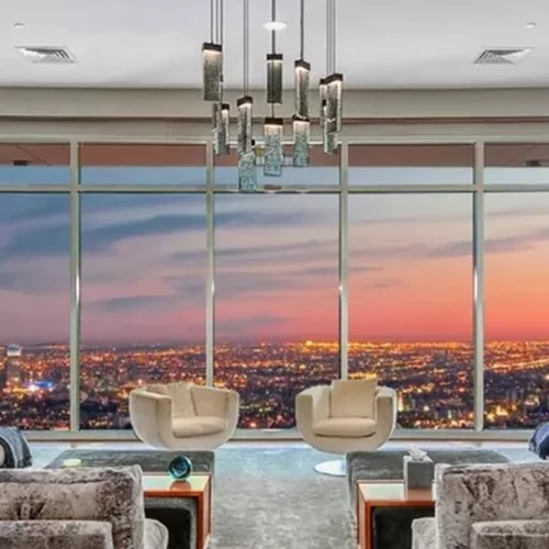 Το πανάκριβο διαμέρισμα της Rihanna στο Λος Άντζελες έχει εξωπραγματική θέα και έναν διάσημο πρώην ιδιοκτήτη (φωτό)