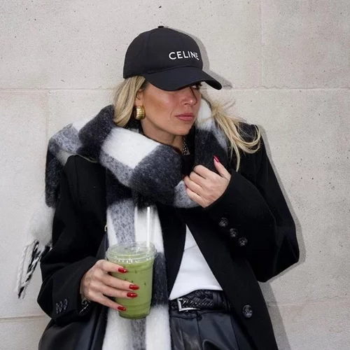 Stylish with a beanie | 5 celebrities προτείνουν τα πιο cool χτενίσματα για σκουφάκι ή jockey