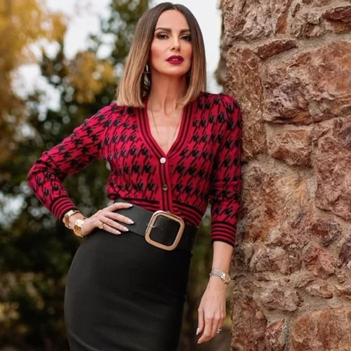 Μπέττυ Μαγγίρα | Προτείνει πως να φορέσεις με stylish ανοιξιάτικο τρόπο ένα cardigan