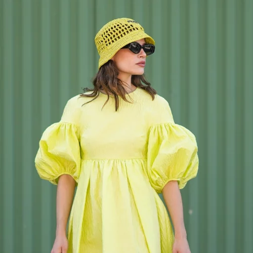 Ποια καλοκαιρινά ρούχα είναι ιδανικά και για την περίοδο του φθινοπώρου;