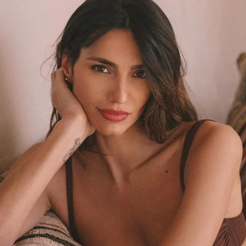 Τα ωραιότερα μανικιούρ σε κοντά νύχια από 6 Ελληνίδες celebrities