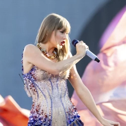 Η Τaylor Swift είναι η πλουσιότερη γυναίκα μουσικός στον κόσμο
