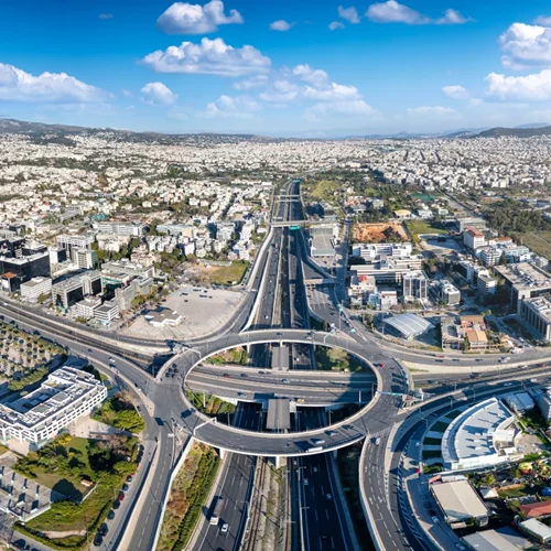 Θεοφάνεια | Ποιοι δρόμοι είναι κλειστοί σε Αθήνα και Πειραιά - Αλλαγές στα δρομολόγια του Τραμ