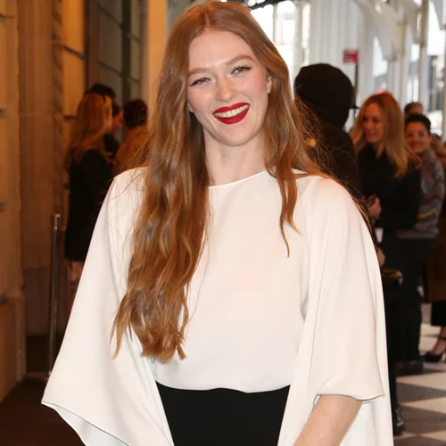 Black & White | Δέκα ασπρόμαυρα looks που θα αναβαθμίσουν τις ανοιξιάτικες εμφανίσεις σου