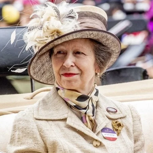 Πριγκίπισσα Άννα | Μία σπάνια ματιά μέσα στο σπίτι της