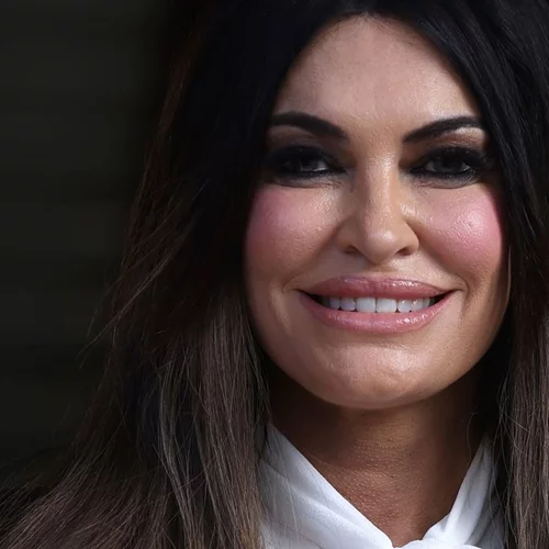 Kimberly Guilfoyle | Έγινε λαμπαδηδρόμος για την Ολυμπιακή Φλόγα (βίντεο)