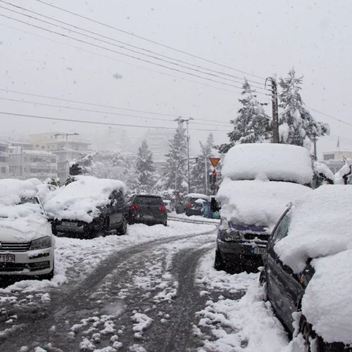 Κακοκαιρία "Μπάρμπαρα" Χιόνια και στην Αττική από την Κυριακή – Συστάσεις για περιορισμό των μετακινήσεων – Νέα σύσκεψη σήμερα