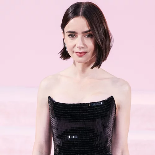 Emily in Paris | Μήπως το στιλ της Lily Collins στο Press Tour είναι πολύ καλύτερο από της σειράς;