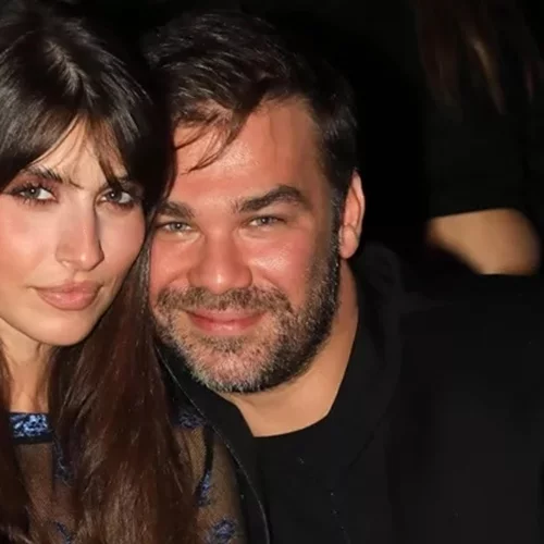 Ιωάννα Σαρρή | Οι super καλοκαιρινές πόζες με τον Γιώργο Σαμπάνη στα ελληνικά νησιά