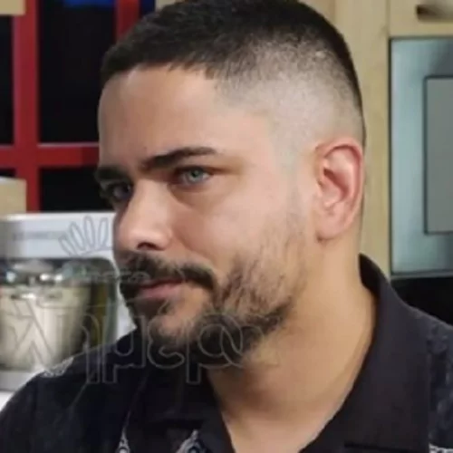 Ο Τίμος Ζαχαράτος για τη Δανάη Μπάρκα | "Υπάρχει χημεία, ένα κλίμα που λίγες φορές έχω συναντήσει στη ζωή μου"