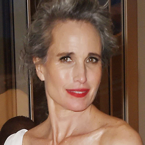 7 τρόποι να μετατρέψεις τα γκρίζα μαλλιά σου στο απόλυτο beauty statement