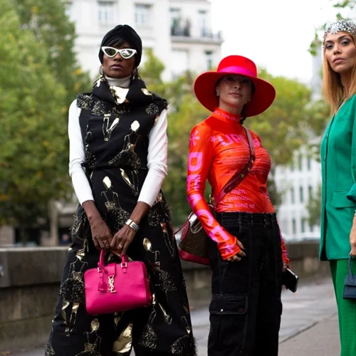 Λατρεύεις τη μόδα; Θες απεριόριστη στιλιστική έμπνευση; | Αυτοί είναι οι λογαριασμοί Tik Tok που πρέπει να ακολουθήσεις