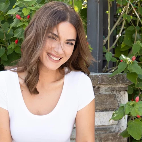 Η Βάσω Λασκαράκη είναι μία υπερήφανη μαμά | Η κόρη της, Εύα έκανε παρέλαση για πρώτη φορά.