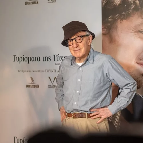 Ο Woody Allen στη Madame Figaro Greece | Οι Έλληνες που θαυμάζει και το όνειρο να γυρίσει ταινία στην Αθήνα