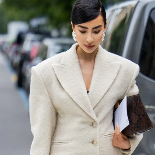 Πώς θα επιλέξεις το ιδανικό παλτό για εσένα