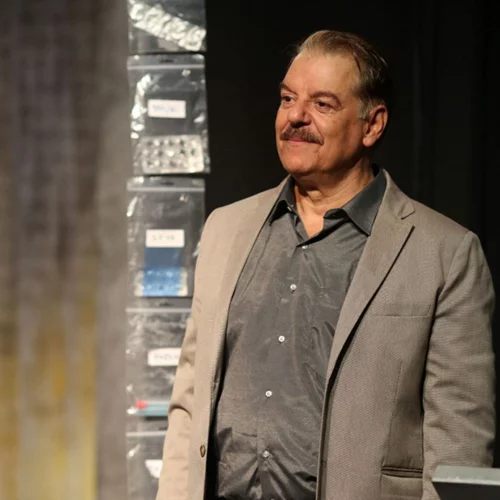 Ο Χάρης Σώζος στην Επίδαυρο με την εντυπωσιακή κόρη του, Βενετία