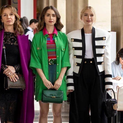 Το Tik Tok είναι δυσαρεστημένο με το στιλ της Emily in Paris | Τι θα άλλαζε