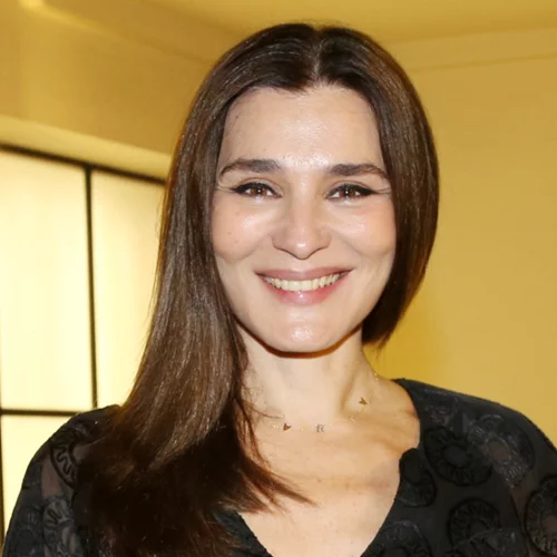 Μαρία Ναυπλιώτου | Το αγαπημένο της εξωτικό άρωμα που δεν αποχωρίζεται ποτέ