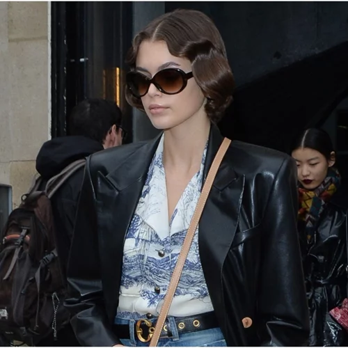 Φόρα το καρό σακάκι όπως η Kaia Gerber