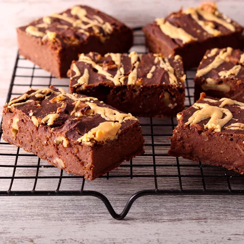 Τα brownies του ονείρου του Άκη Πετρετζίκη | Έτοιμα σε 6 λεπτά στον φούρνο μικροκυμάτων