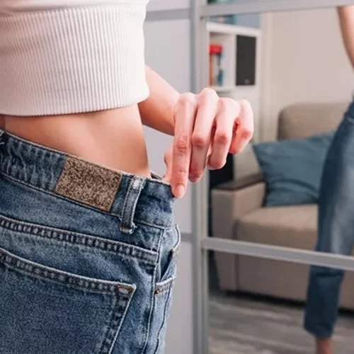 "Κρυφό" λίπος | Επιταχύνει τη γήρανση - Αυτός ο σωματότυπος κινδυνεύει περισσότερο