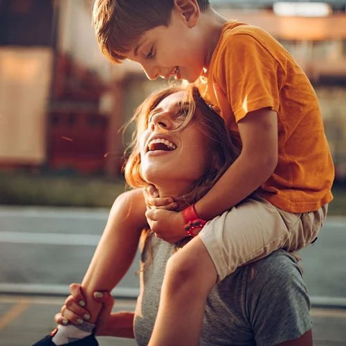 4 πράγματα που λέω από μέσα μου και με βοηθούν να μην φωνάζω στα παιδιά