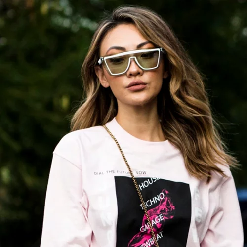 6 φαινομενικά βαρετά ρούχα που θα σου λύσουν τα χέρια στο ντύσιμο του καλοκαιριού