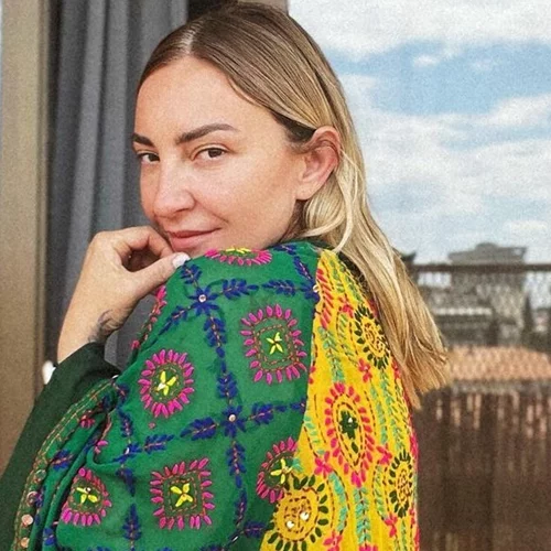 Ρούλα Ρέβη | Η νέα φωτογραφία μέσα από το μαιευτήριο