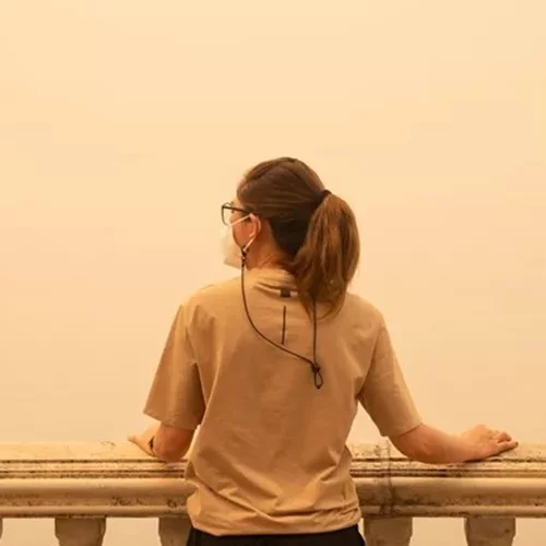 Ο αέρας που αναπνέουμε μπορεί να προκαλέσει εγκεφαλικό; Τι λέει η Ελληνική Καρδιολογική Εταιρεία